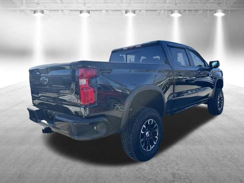Used 2025 Chevrolet Silverado 1500 ZR2 w/ Technology Package AWD/4WD image 7