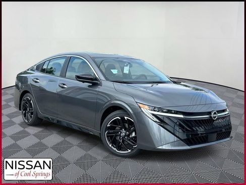 New 2026 Nissan Sentra SR w/ SR Premium Package FWD image 1
