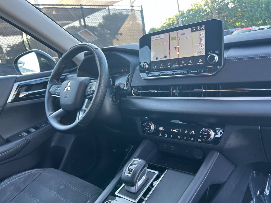 Used 2023 Mitsubishi Outlander SE AWD/4WD image 24