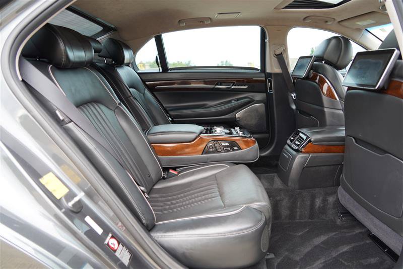 Used 2019 Genesis G90 5.0 Ultimate RWD image 97