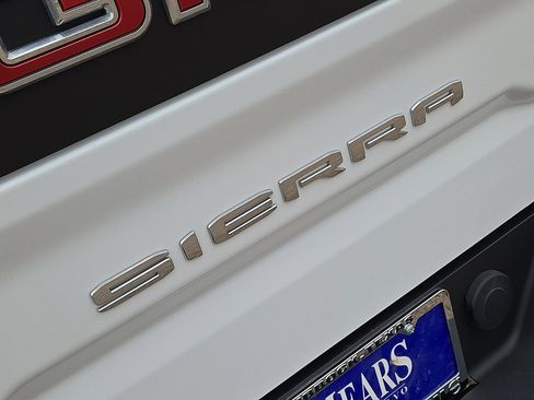 Used 2023 GMC Sierra 1500 AT4X w/ AT4X AEV Edition AWD/4WD image 14