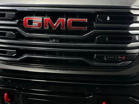 Used 2024 GMC Sierra 1500 AT4 w/ AT4 Premium Package image 13