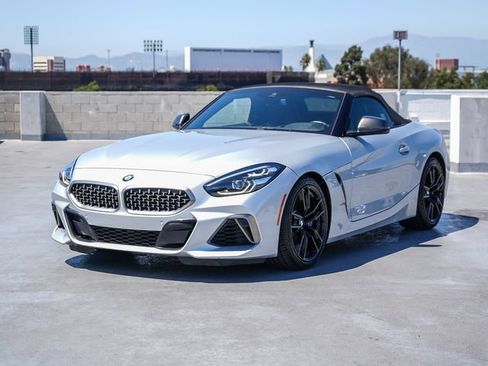 Used 2020 BMW Z4 M40i w/ Executive Package RWD image 7