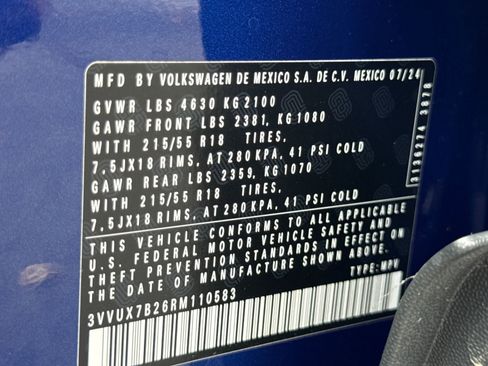 Certified 2024 Volkswagen Taos SE image 9