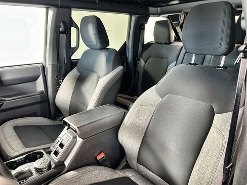 Used 2025 Ford Bronco Big Bend image 13
