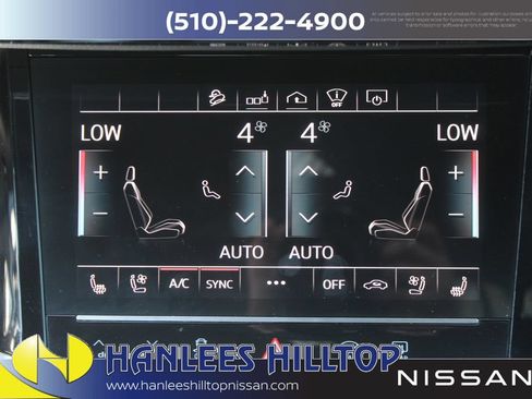 Used 2019 Audi e-tron Prestige w/ Prestige Package AWD/4WD image 26