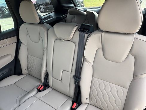 New 2026 Volvo XC90 B6 Plus image 25