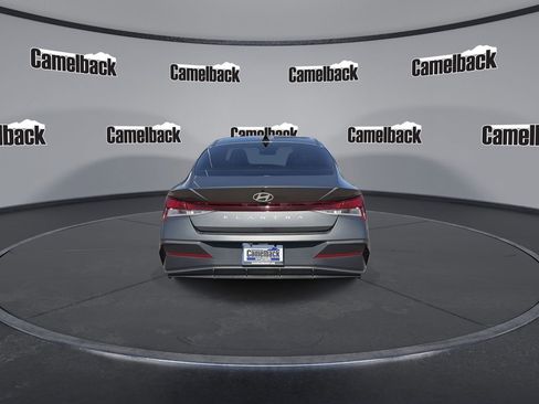 Certified 2024 Hyundai Elantra SE FWD image 6