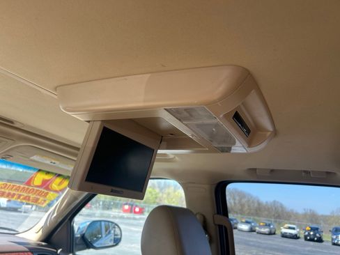 Used 2009 Chevrolet Tahoe LTZ image 16