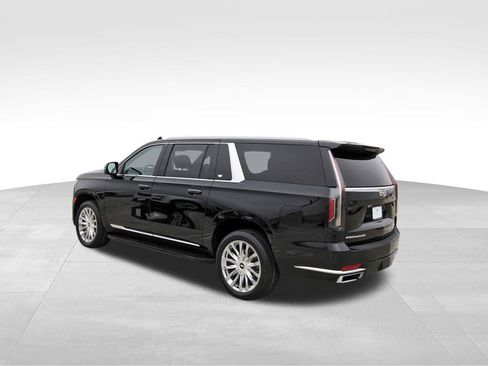Certified 2023 Cadillac Escalade ESV Premium Luxury image 3