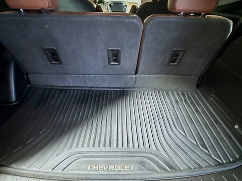 Used 2018 Chevrolet Traverse High Country w/ LPO, 'HIT The Road' Package image 28