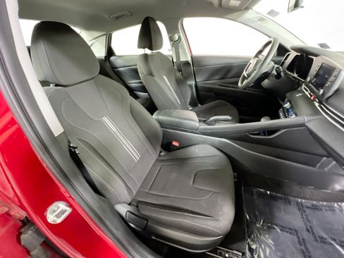 Used 2023 Hyundai Elantra SEL w/ Cargo Package FWD image 25