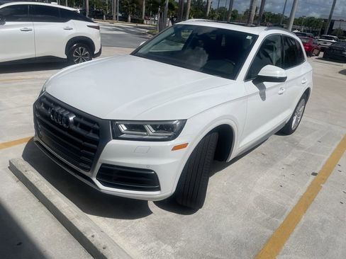 Used 2019 Audi Q5 2.0T Premium Plus w/ Premium Plus Package AWD/4WD image 5