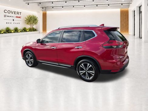 Used 2017 Nissan Rogue SL FWD image 7