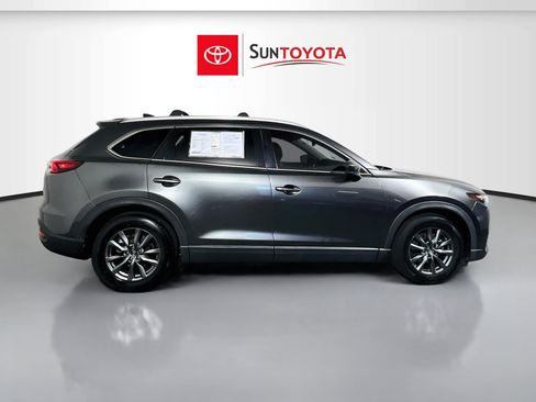 Used 2021 MAZDA CX-9 Touring w/ Touring Premium Package FWD image 2