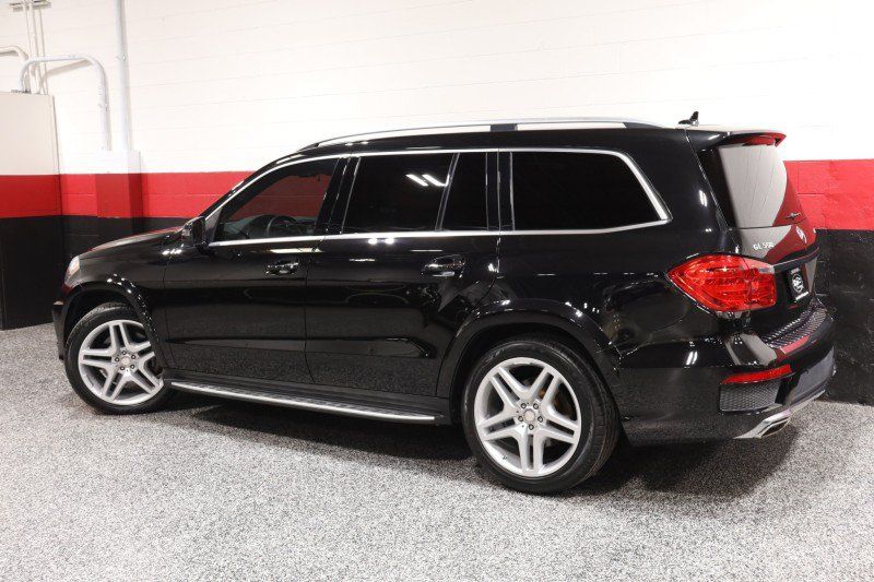 Used 2015 Mercedes-Benz GL 550 4MATIC image 25