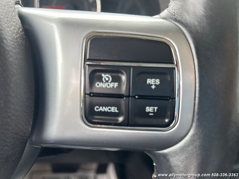 Used 2014 Jeep Wrangler Freedom Edition image 18