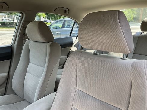 Used 2010 Honda Civic LX image 23