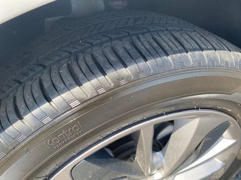 Certified 2023 Buick Encore GX Select w/ Sport Touring Package image 23