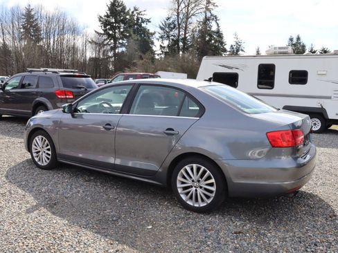 Used 2014 Volkswagen Jetta TDI image 3
