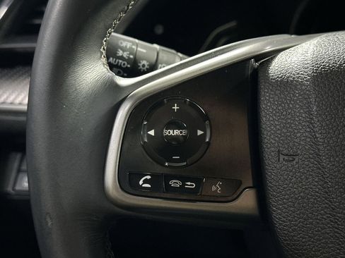 Used 2018 Honda Civic Sport image 20