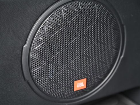 Used 2021 Toyota RAV4 Limited image 20