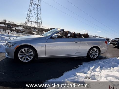 Used 2013 BMW 328i Convertible image 4