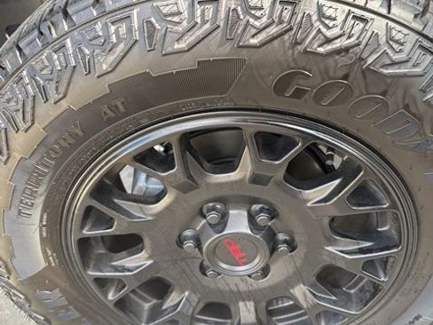 Used 2026 Toyota Tacoma SR5 image 30