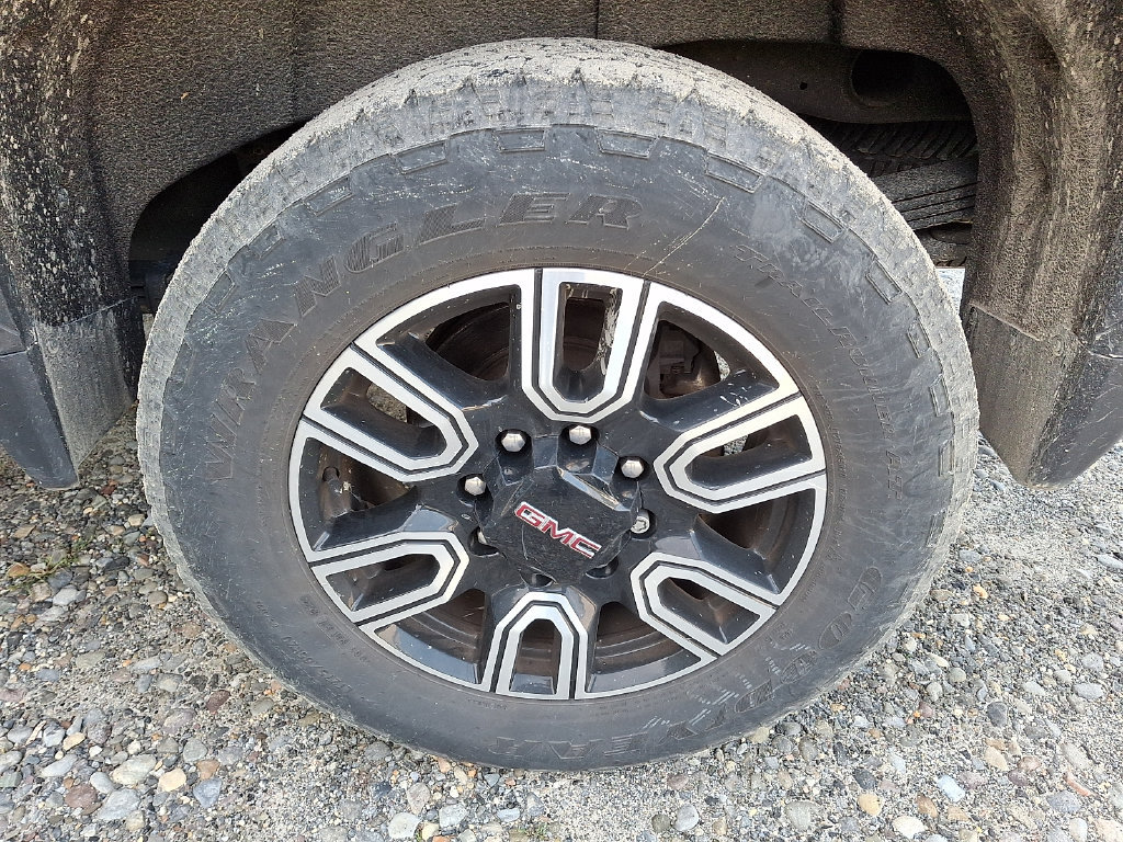 Used 2023 GMC Sierra 2500 AT4 w/ Gooseneck/5TH Wheel Package AWD/4WD image 8