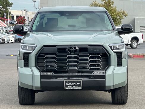Used 2024 Toyota Tundra Limited w/ TRD Off-Road Package AWD/4WD image 10