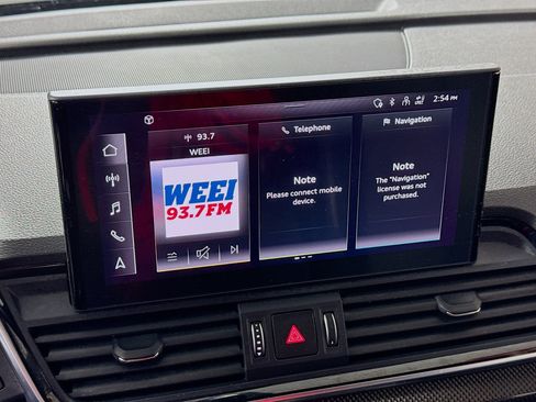 Used 2023 Audi SQ5 Premium w/ Convenience Package image 17