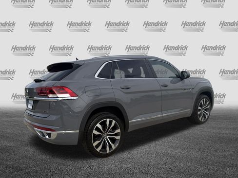 Used 2021 Volkswagen Atlas Cross Sport SEL R-Line w/ Cross Sport MDO Package AWD/4WD image 10