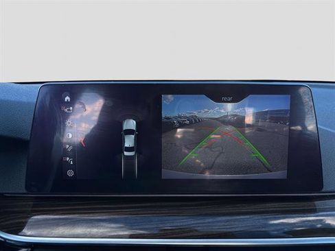 Used 2018 BMW 530i xDrive w/ Premium Package image 23