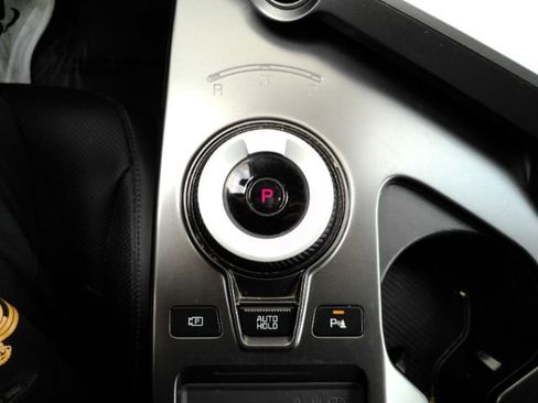 Used 2023 Kia EV6 Wind image 51