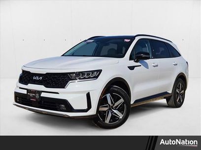 Used 2022 Kia Sorento EX w/ Panoramic Sunroof Package