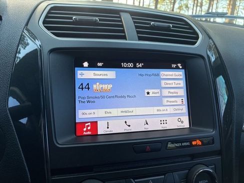 Used 2018 Ford Explorer XLT w/ Equipment Group 201A image 30