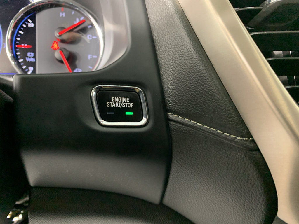 Used 2023 GMC Acadia Denali w/ Denali Technology Package FWD image 25