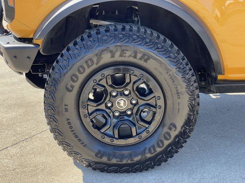 Used 2022 Ford Bronco Wildtrak image 45