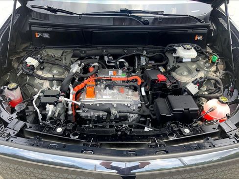 Certified 2026 Cadillac Vistiq Sport AWD/4WD image 10