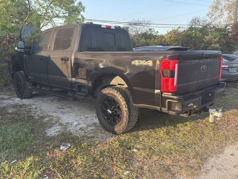 Used 2023 Ford F250 Lariat w/ Lariat Ultimate Package image 2