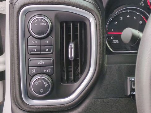 Certified 2022 Chevrolet Silverado 2500 LT w/ Snow Plow Prep/Camper Package image 17