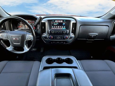 Used 2019 GMC Sierra 1500 SLE w/ SLE Value Package image 8