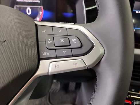 New 2026 Volkswagen Jetta SE FWD image 24