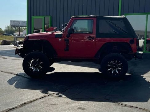 Used 2014 Jeep Wrangler Rubicon image 9