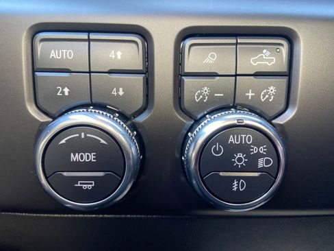 Used 2022 GMC Sierra 1500 Denali image 34