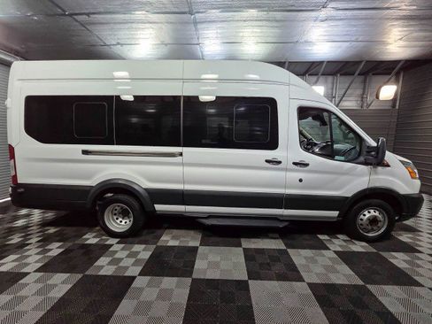 Used 2018 Ford Transit 350 XLT image 9