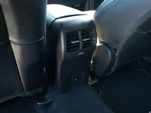 Used 2023 Ford Escape ST-Line FWD image 25