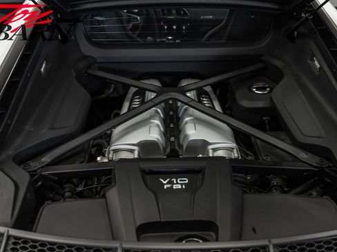 Used 2018 Audi R8 V10 image 52