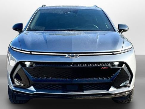 Certified 2025 Chevrolet Equinox EV RS AWD/4WD image 2
