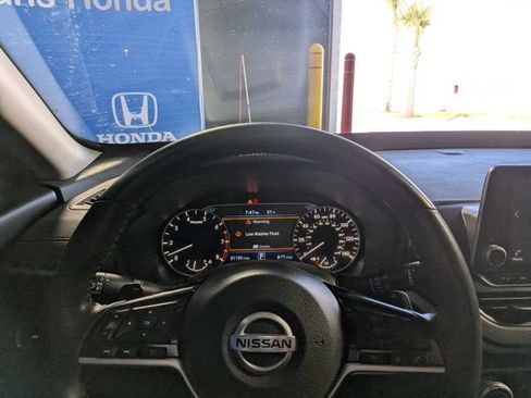 Used 2020 Nissan Altima 2.5 SR w/ Premium Package FWD image 28